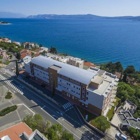 Apartments Mb Crikvenica Buitenkant foto