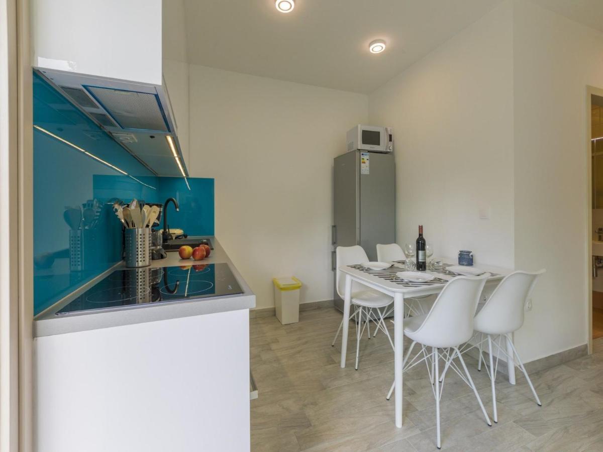 Apartments Mb Crikvenica Buitenkant foto