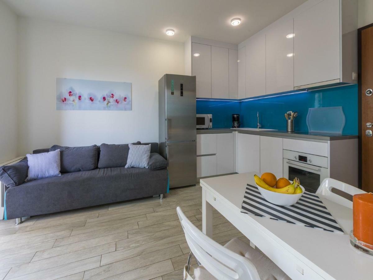 Apartments Mb Crikvenica Buitenkant foto