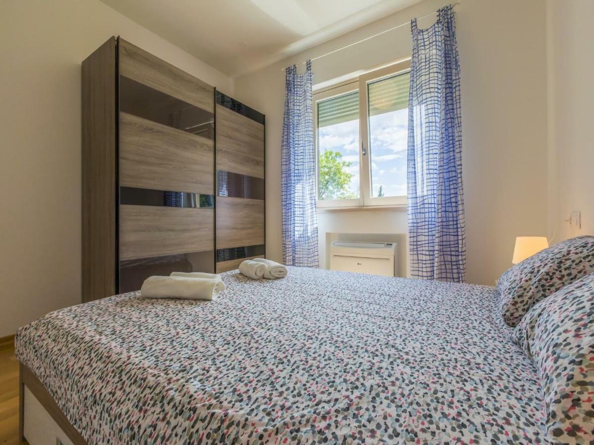 Apartments Mb Crikvenica Buitenkant foto